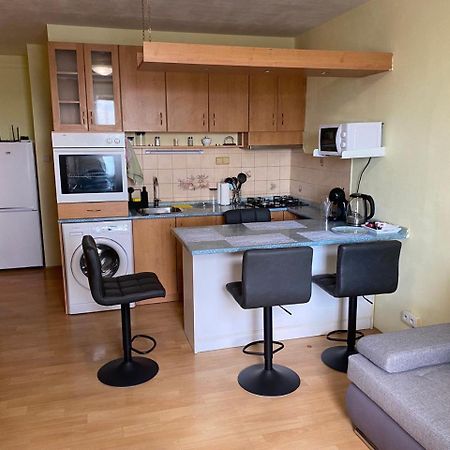 Apartmany 2Kk U Fakultni Nemocnice Volne Parkovani Градець-Кралове Екстер'єр фото